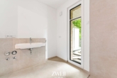 Badezimmer - Morgensonne auf der großzügigen Dachterrasse: Barrierearmer Wohnkomfort im Neubau!