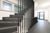 Treppenhaus - Lichtdurchflutete, moderne Wohnung mit ruhigem Süd-West-Balkon und Tiefgaragenstellplatz!