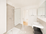 Badezimmer - Lichtdurchflutete, moderne Wohnung mit ruhigem Süd-West-Balkon und Tiefgaragenstellplatz!