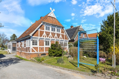 Denkmalgeschütztes Fachwerkhaus mit Potenzial und eigener Werkstatt!, 21037 Hamburg, Einfamilienhaus