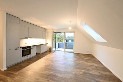 Charme und Moderne vereint – Maisonette-Wohnung mit Süd-Ost-Balkon!, 22145 Hamburg, Dachgeschoss