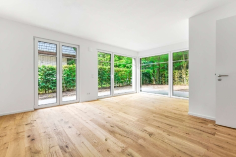 Familienfreundliches Neubau-Townhouse: 4 Zimmer, 2 Bäder & eigener Garten!, 22391 Hamburg, Stadthaus