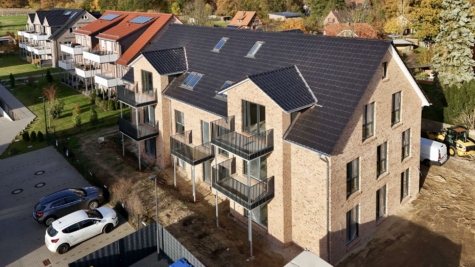 Komfortabel leben im Neubau – mit Aufzug, Süd-Balkon & Stellplatz!, 21271 Hanstedt, Etagenwohnung