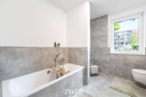 Vollbad - Zwei Ebenen für die ganze Familie: Neubau-Gartenwohnung in Hamburg-Alsterdorf!