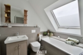 Badezimmer - Moderne und gut geschnittene Endetagenwohnung mit Aufzug!