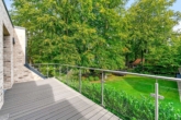 Balkon - Lichtdurchflutete Neubauwohnung in der Endetage: Mit dem Aufzug bis in die eigene Wohnung!