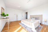 Elternschlafzimmer - Platz für die ganze Familie: Lichtdurchflutetes Architektenhaus für ein unbeschwertes Familienleben!