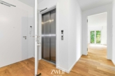 Aufzug direkt in die Wohnung - Oben angekommen: Erstbezug mit Aufzug & großzügigem West-Balkon!