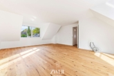 Wohn-, Koch- und Essbereich - Oben angekommen: Erstbezug mit Aufzug & großzügigem West-Balkon!
