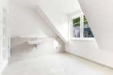 Badezimmer - Oben angekommen: Erstbezug mit Aufzug & großzügigem West-Balkon!