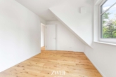 Schlafen 2 - Oben angekommen: Erstbezug mit Aufzug & großzügigem West-Balkon!