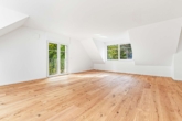 Wohn- und Essbereich - Oben angekommen: Erstbezug mit Aufzug & großzügigem West-Balkon!