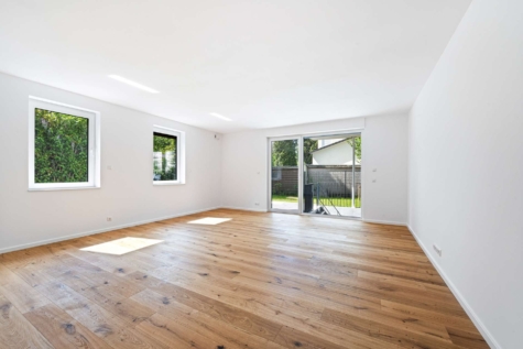 Großzügig wohnen: Neubauwohnung auf zwei Ebenen mit eigenem Garten!, 22297 Hamburg, Erdgeschosswohnung