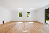 Wohnzimmer - Stadtwohnung im XL-Format: Zwei Ebenen, eigener Garten, sofort bezugsbereit!